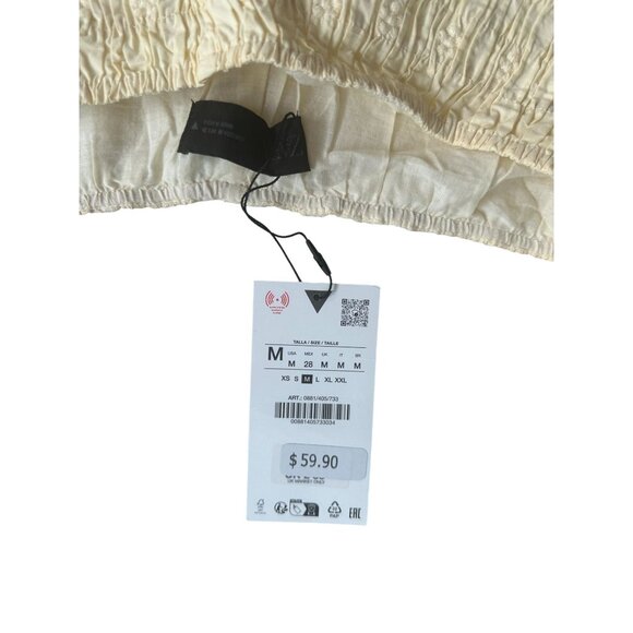 ZARA Butter Yellow Eyelet Scalloped Shorts Size Medium NEW NWT - Picture 6 of 8